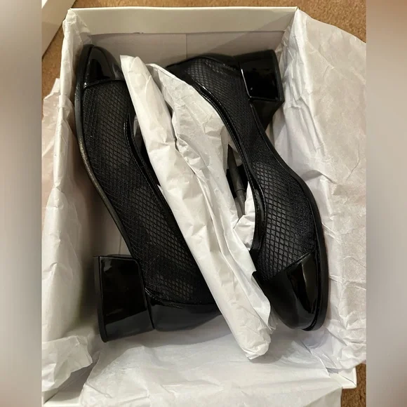 Schutz Dorothy black 2.5” Mesh Pumps Sz 7 - Picture 2 of 9